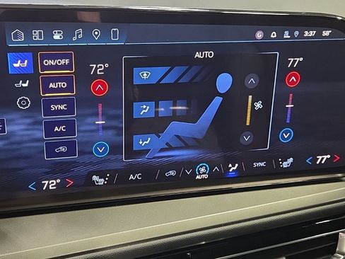 New 2026 Chevrolet Traverse LT image 21