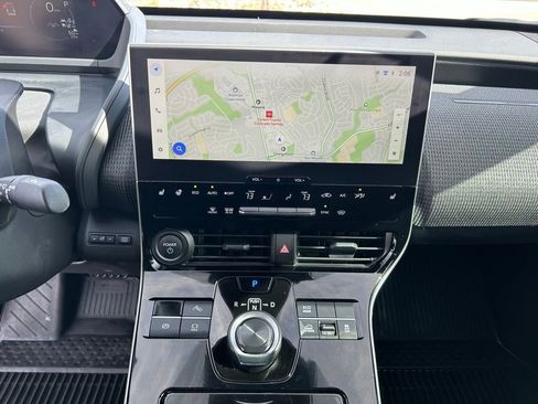 Used 2024 Toyota bZ4X XLE w/ Weather Package image 19