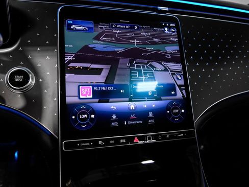 Used 2023 Mercedes-Benz EQS 450+ SUV image 22