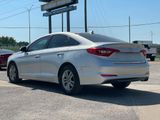 Used 2015 Hyundai Sonata SE image 5