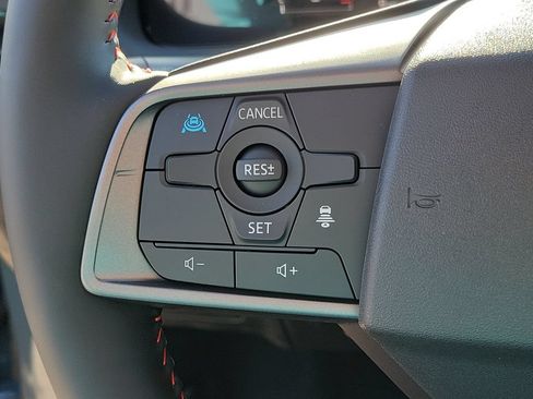 New 2026 Nissan Sentra SR w/ SR Premium Package FWD image 32
