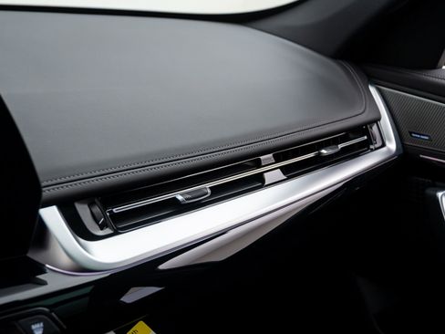 New 2026 BMW X1 xDrive28i w/ Technology Package image 30