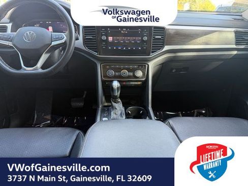 Used 2023 Volkswagen Atlas SE FWD image 13