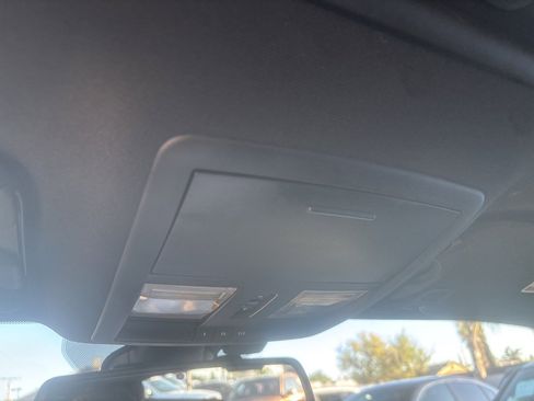 Used 2016 Dodge Challenger SXT Plus image 24