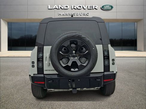 New 2026 Land Rover Defender 110 X-Dynamic SE AWD/4WD image 3