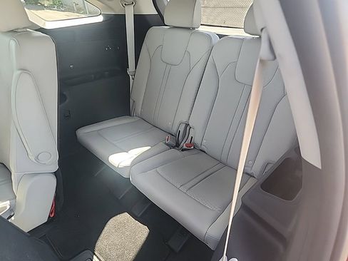 Used 2021 Kia Sorento SX image 28