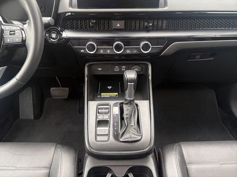 Used 2024 Honda CR-V EX-L image 11