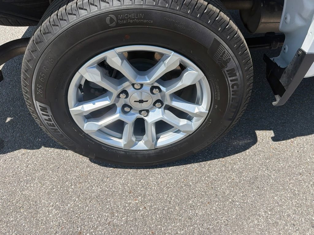 Used 2026 Chevrolet Silverado 1500 RST AWD/4WD image 17