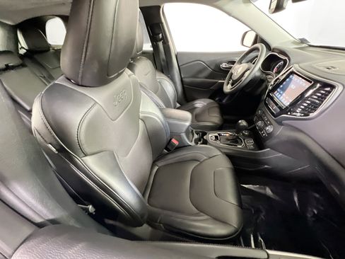 Used 2022 Jeep Cherokee Limited w/ Mopar Interior Package image 27