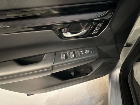 Used 2024 Honda CR-V EX-L image 15
