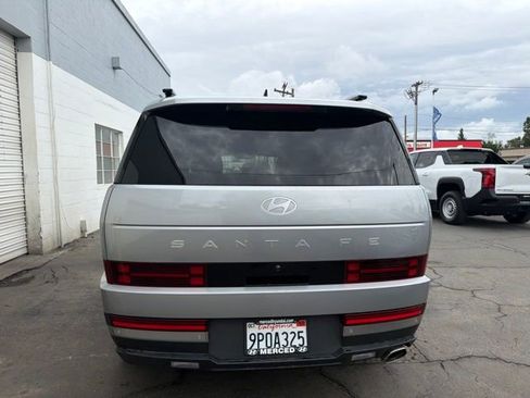 Used 2024 Hyundai Santa Fe Limited FWD image 6
