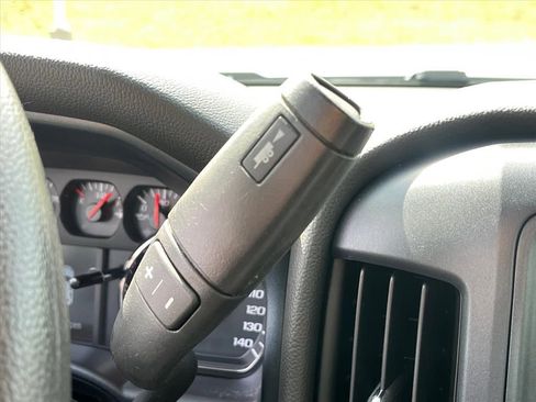 Used 2018 Chevrolet Silverado 1500 W/T w/ Trailering Package image 17