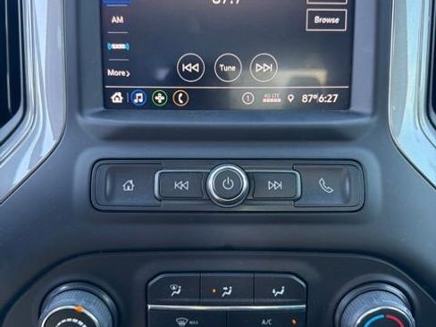 Used 2022 Chevrolet Silverado 1500 Custom AWD/4WD image 13