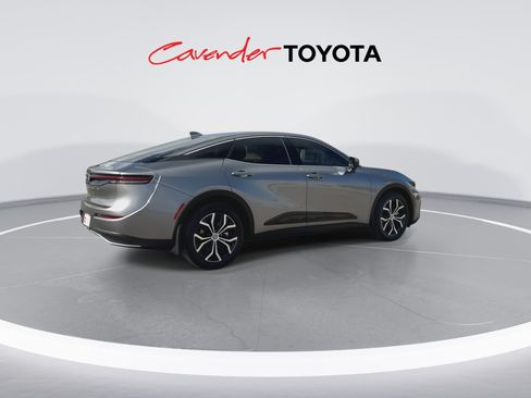 Certified 2023 Toyota Crown AWD/4WD image 8