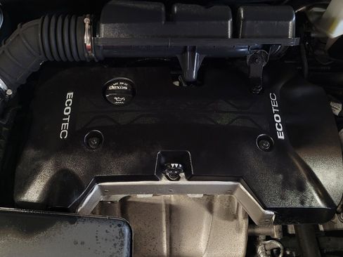 Used 2017 Buick Envision Essence image 30