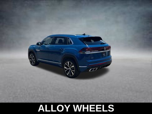 Used 2026 Volkswagen Atlas Cross Sport SEL Premium R-Line AWD/4WD image 3