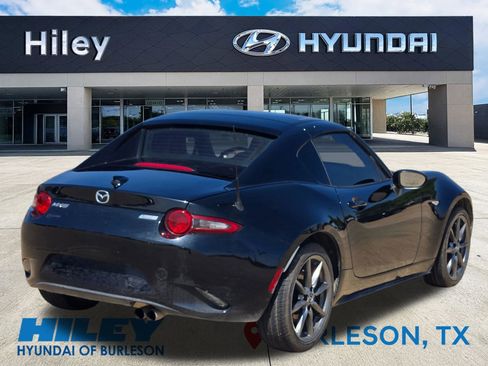 Used 2017 MAZDA MX-5 Miata RF Grand Touring RWD image 4