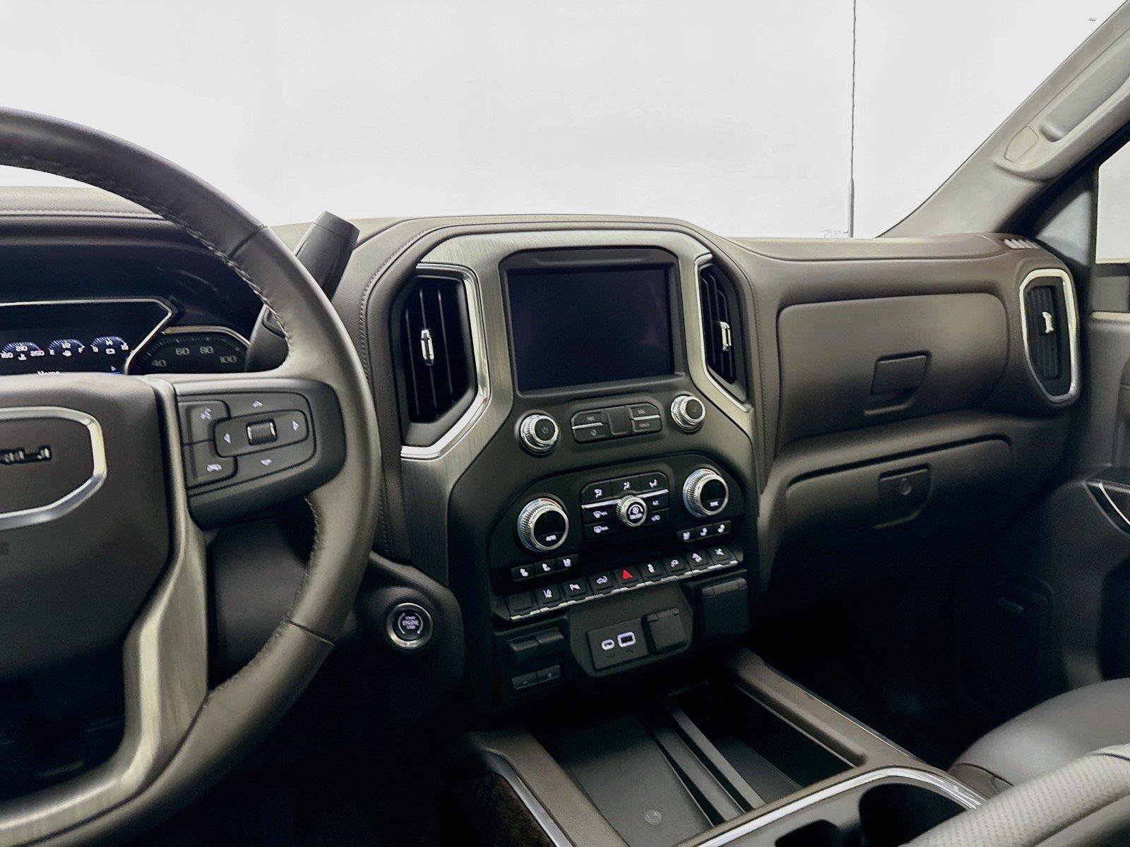 Used 2022 GMC Sierra 2500 Denali w/ Denali Ultimate Package AWD/4WD image 35