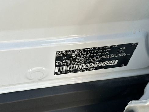 Used 2023 Toyota RAV4 XLE Premium FWD image 27