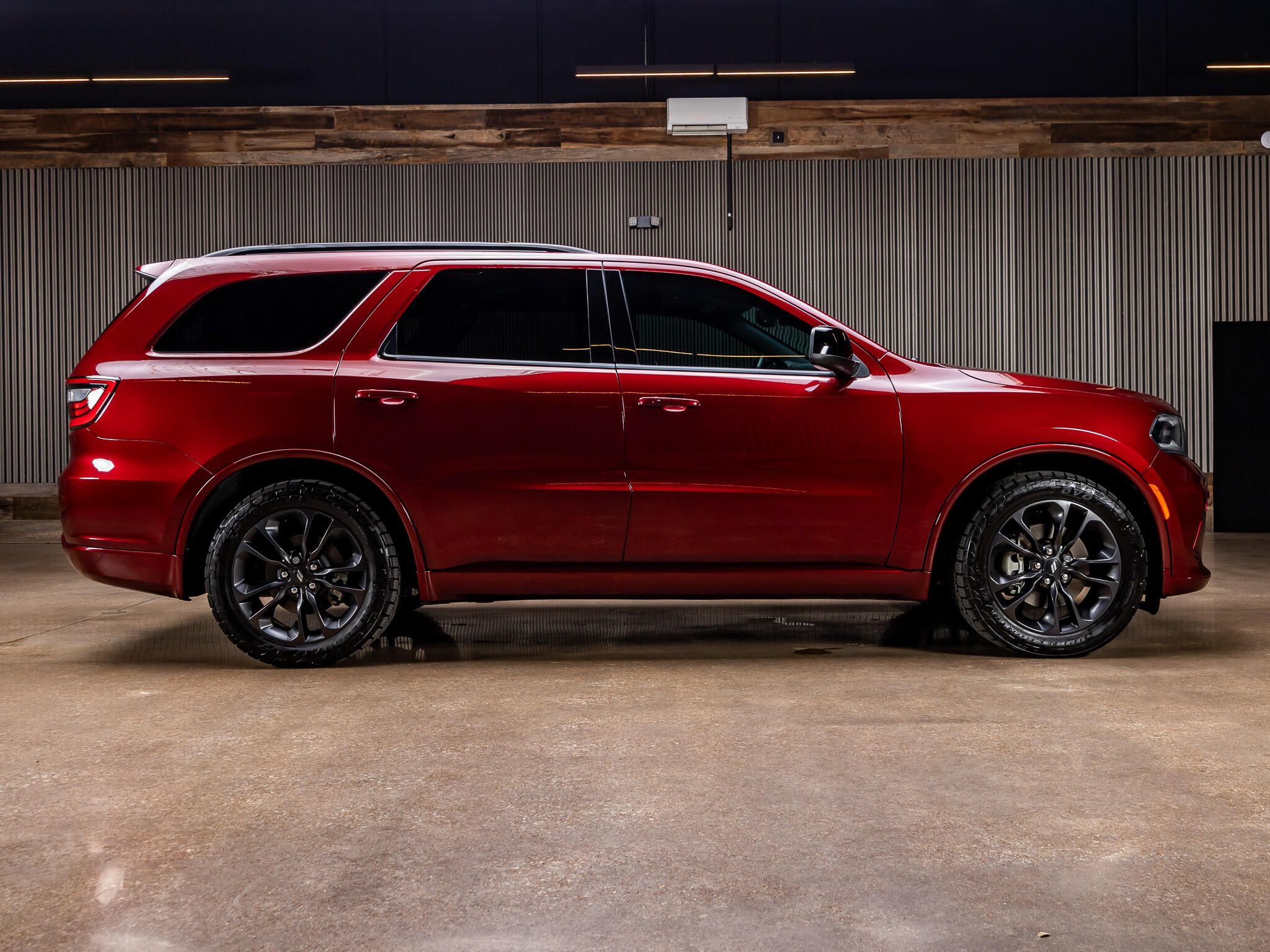 Used 2023 Dodge Durango GT w/ Blacktop Package RWD image 10