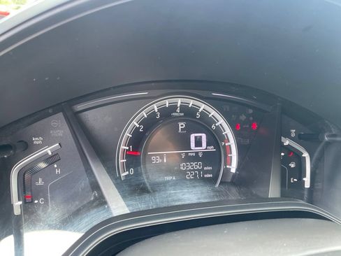 Used 2018 Honda CR-V LX image 23