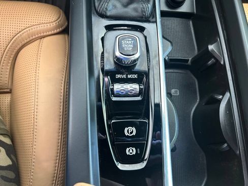 Used 2021 Volvo XC60 T5 Inscription w/ Protection Package Premier AWD/4WD image 51