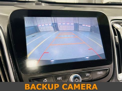 Used 2016 Chevrolet Malibu Premier FWD image 6