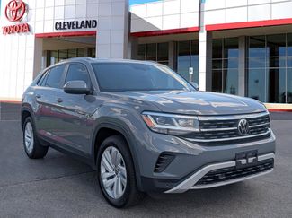 Used 2021 Volkswagen Atlas Cross Sport SE w/ V6 Towing Package FWD video 2