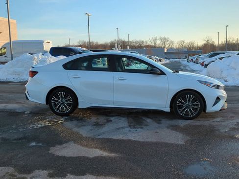 Used 2023 Kia Forte GT-Line w/ GT-Line Premium Package image 9