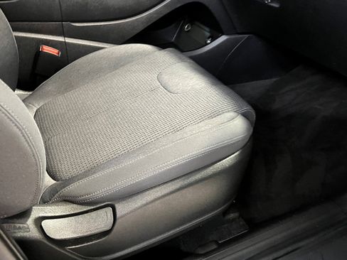 Used 2022 Hyundai Santa Fe XRT image 16