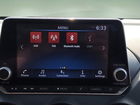 Used 2024 Nissan Sentra SV FWD image 20