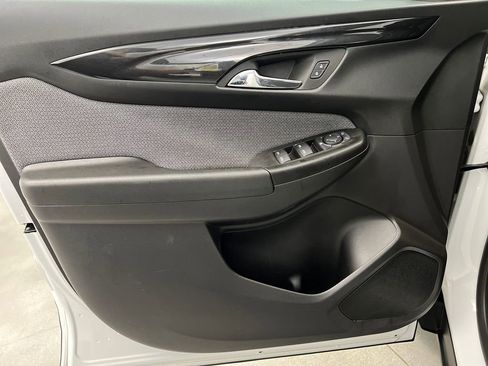 Used 2025 Chevrolet TrailBlazer LT image 11