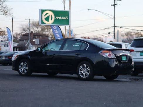 Used 2012 Nissan Altima 2.5 S w/ 20th Anniversary Pkg image 4