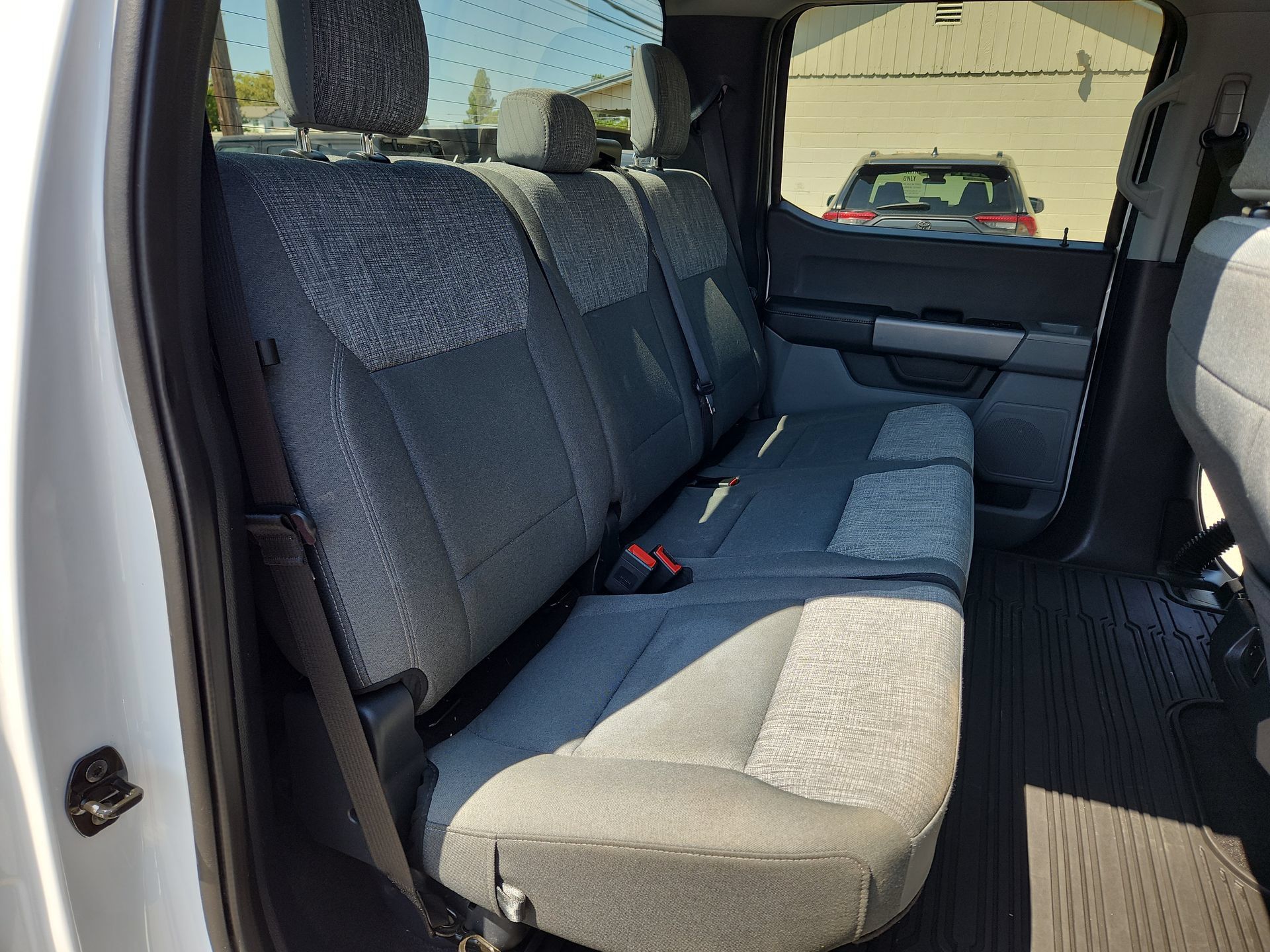 Used 2022 Ford F150 XLT w/ Trailer Tow Package AWD/4WD image 26