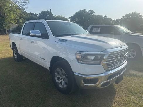 Used 2023 RAM 1500 Laramie RWD image 2