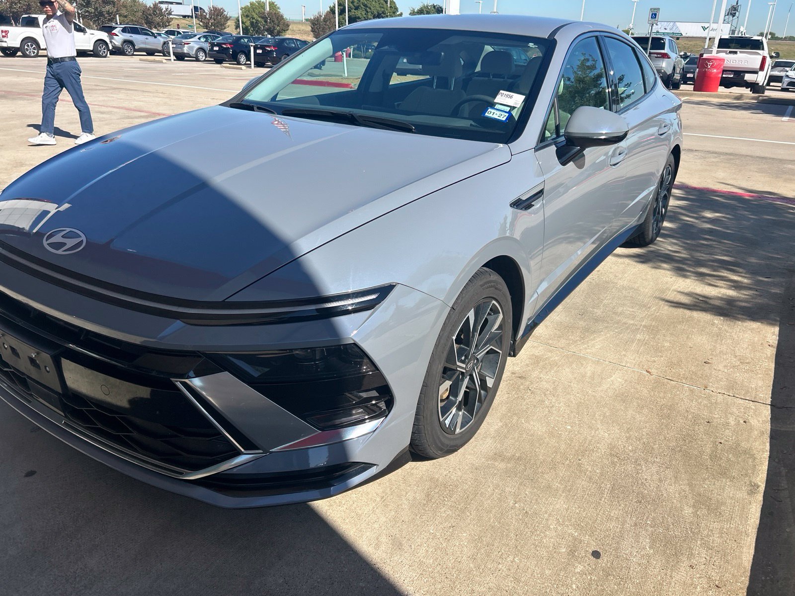 Used 2025 Hyundai Sonata SEL FWD image 1