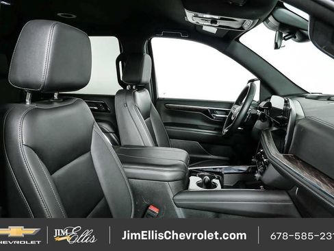 Certified 2025 Chevrolet Tahoe LT RWD image 20