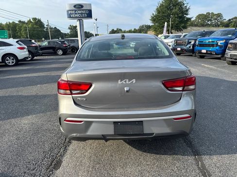 Used 2023 Kia Rio S w/ Technology Package FWD image 4