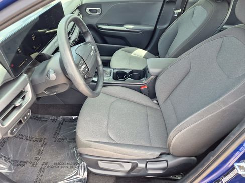 Used 2025 Kia K4 FWD image 16