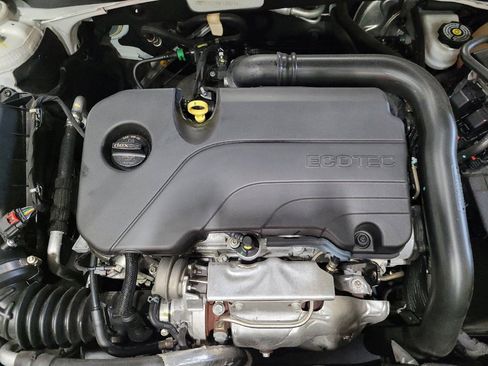 Used 2022 Chevrolet Malibu LS w/ Driver Confidence Package II FWD image 30