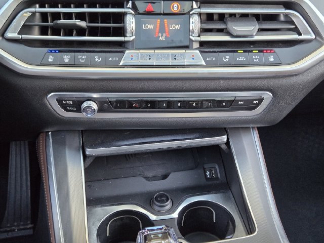 Used 2019 BMW X5 xDrive50i w/ Executive Package AWD/4WD image 15