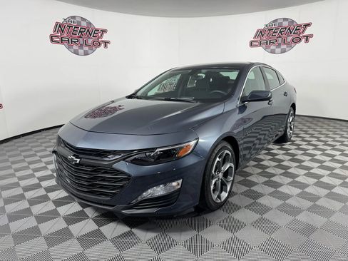 Used 2020 Chevrolet Malibu LT image 3