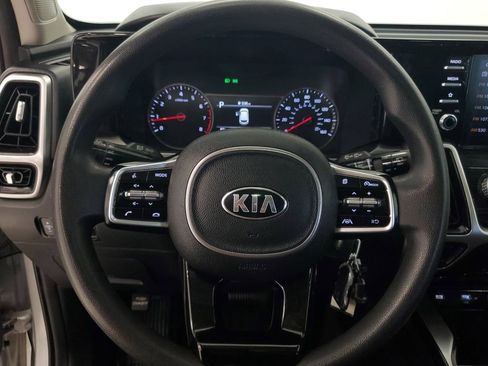 Used 2021 Kia Sorento LX FWD image 12