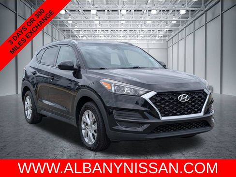 Used 2021 Hyundai Tucson Value w/ Cargo Package FWD image 1