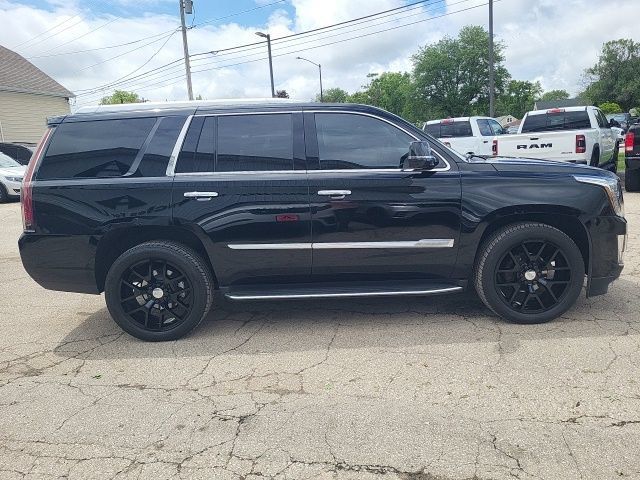 Used 2020 Cadillac Escalade Luxury AWD/4WD image 6