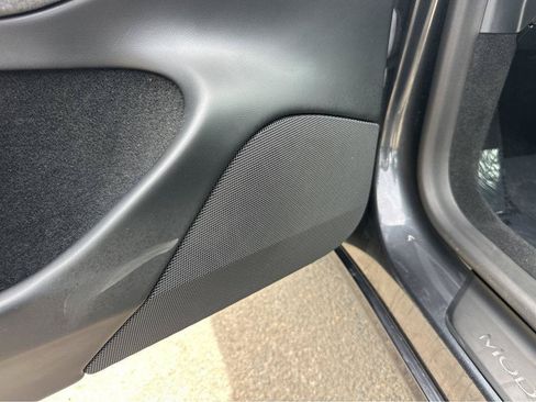 Used 2025 Tesla Model 3 Long Range RWD image 31