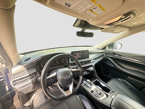 Used 2023 INFINITI QX60 Luxe w/ Cargo Package FWD image 9