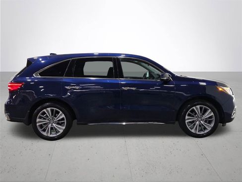 Used 2017 Acura MDX w/ Technology & Entertainment image 9