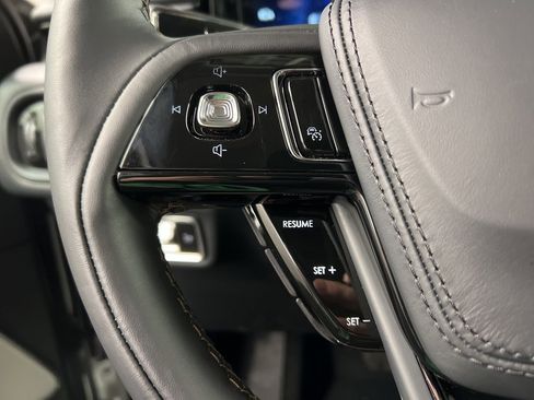 New 2026 Lincoln Aviator Reserve image 17