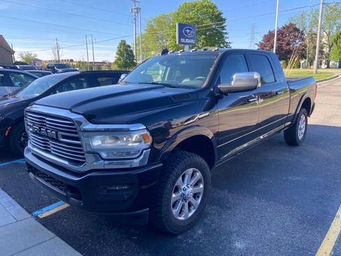 Used 2020 RAM 3500 Laramie AWD/4WD image 2